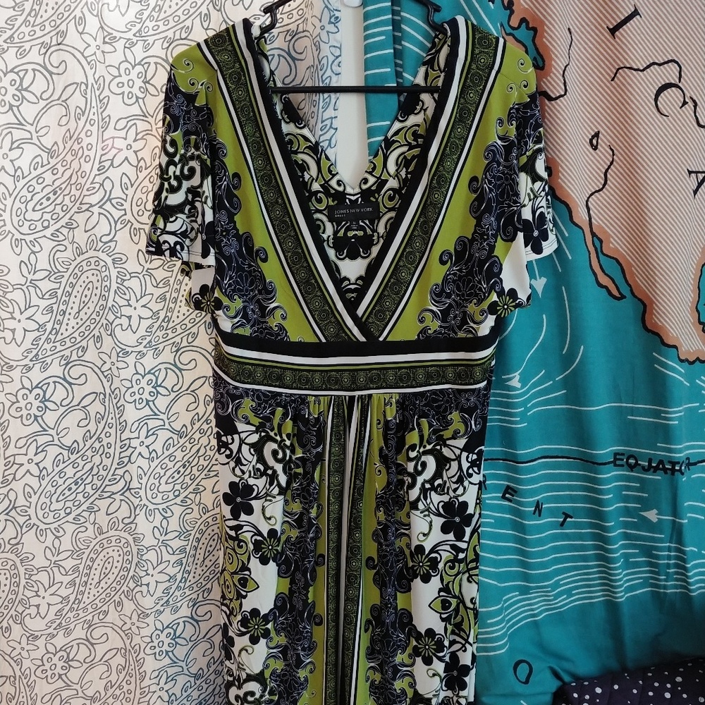 Jones New York Size 14 Floral V-neck Midi Dress